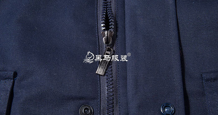 門襟拉鏈細節